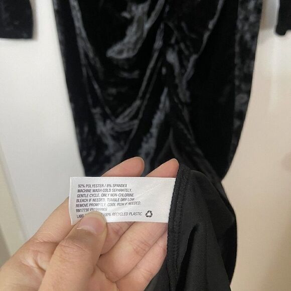 NEW! Future Collective Black Velvet Ruched Side A-Line Dress Size Large - Picture 6 of 8
